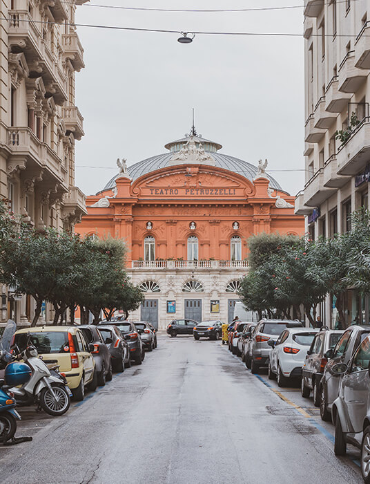 Teatro Petruzzelli a Bari